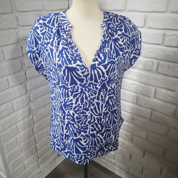 H&M Ladies Size Small Blue & White Pattern Made in India V-neck Blouse - Picture 1 of 10
